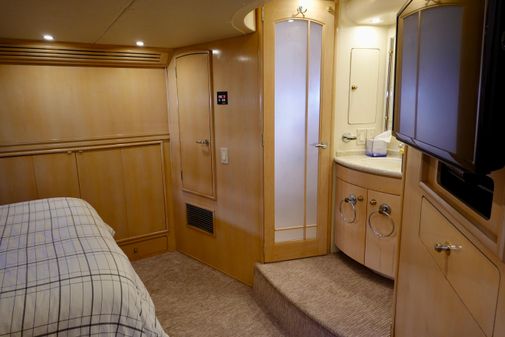 Carver 530 Voyager Pilothouse image