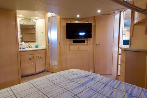 Carver 530 Voyager Pilothouse image