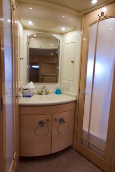 Carver 530 Voyager Pilothouse image