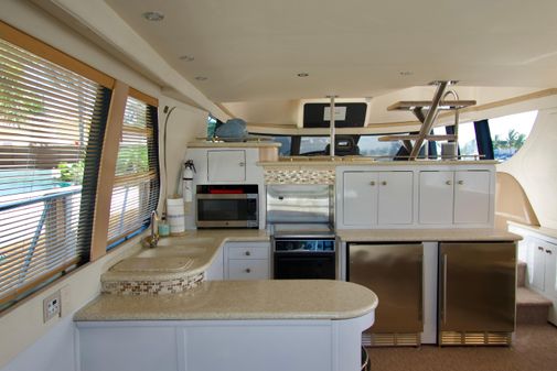 Carver 530 Voyager Pilothouse image