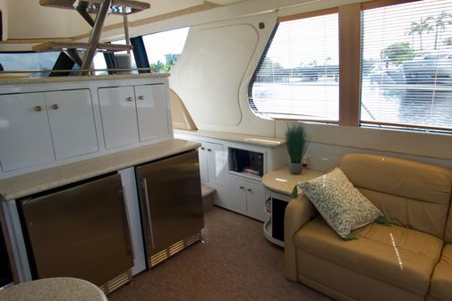 Carver 530 Voyager Pilothouse image