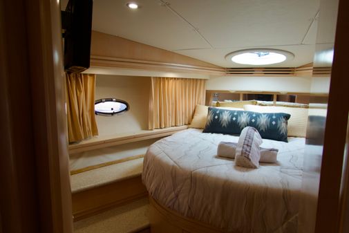 Carver 530 Voyager Pilothouse image