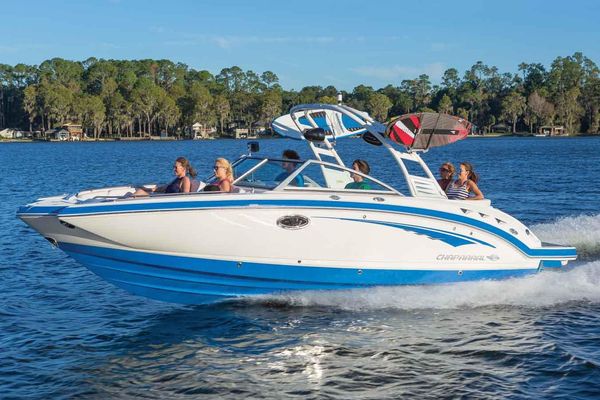 Chaparral 264 Sunesta Surf - main image