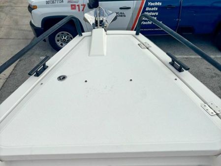 Axopar 37 Sports Cabin image