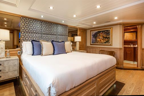 Feadship 641 image