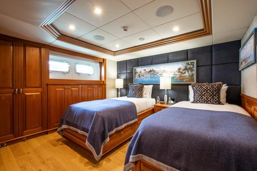 Feadship 641 image