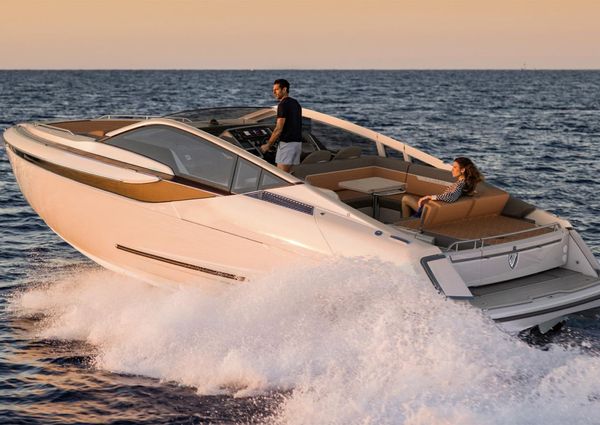 Fairline F-LINE-33 image