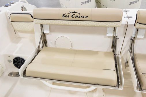 Sea Chaser 30 HFC DC image