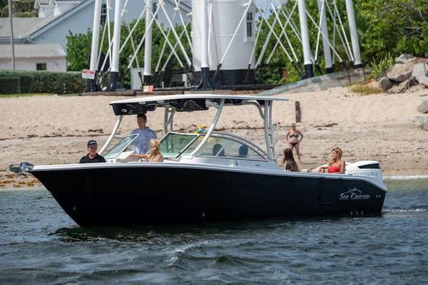 Sea Chaser 30 HFC DC - main image