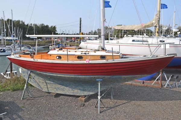 Folkboat 25 - main image