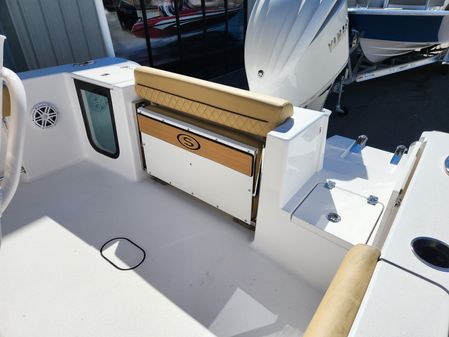 Sportsman OPEN-232-CENTER-CONSOLE image