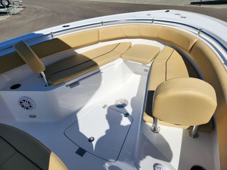 Sportsman OPEN-232-CENTER-CONSOLE image