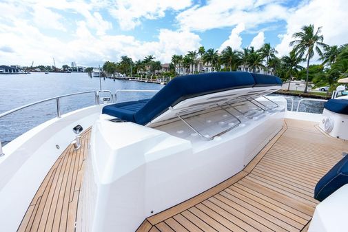 Sunseeker 86 Yacht image