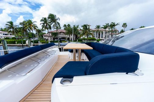 Sunseeker 86 Yacht image