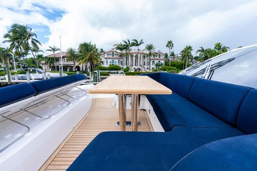 Sunseeker 86 Yacht image