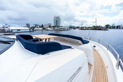 Sunseeker 86 Yacht image