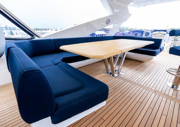 Sunseeker 86 Yacht image