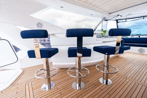 Sunseeker 86 Yacht image