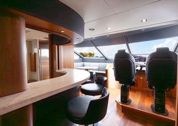 Sunseeker 86 Yacht image