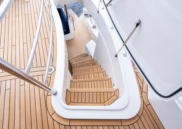 Sunseeker 86 Yacht image