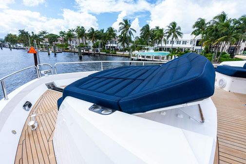 Sunseeker 86 Yacht image