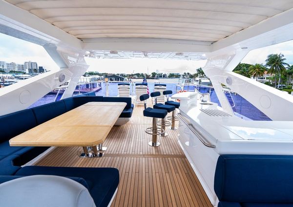 Sunseeker 86 Yacht image