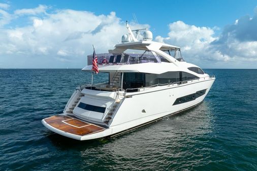 Sunseeker 86 Yacht image