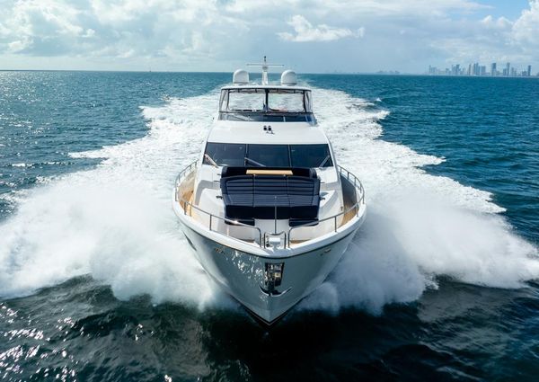 Sunseeker 86 Yacht image