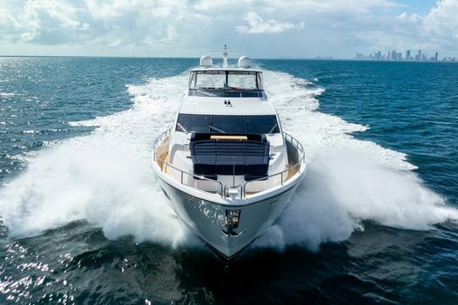 Sunseeker 86 Yacht image