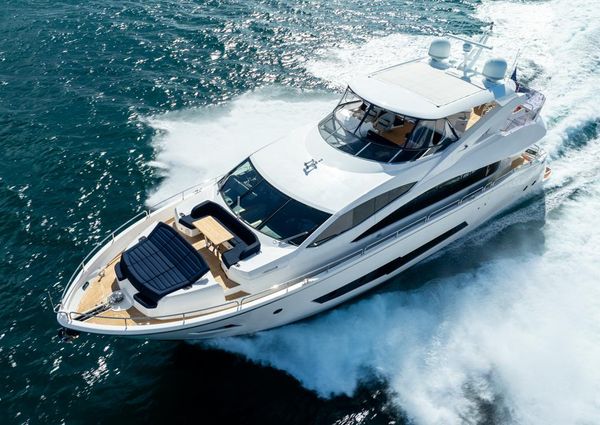 Sunseeker 86 Yacht image