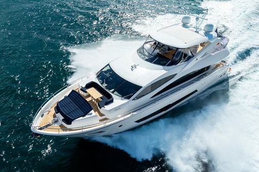 Sunseeker 86 Yacht image