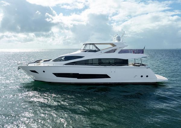 Sunseeker 86 Yacht image