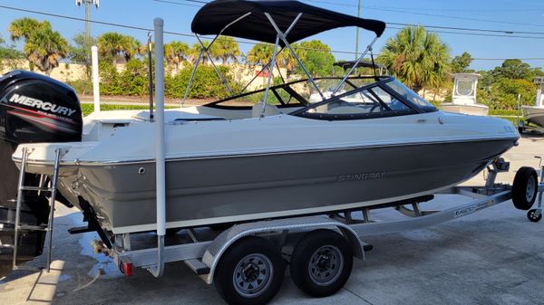 Stingray 204 LR