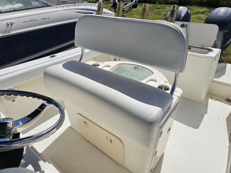 Pursuit 2570-CENTER-CONSOLE image