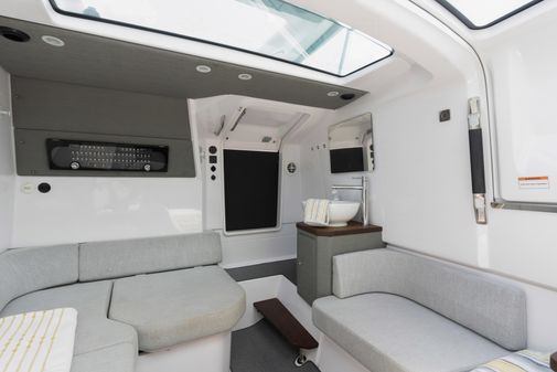 Axopar 37XC CROSS CABIN image