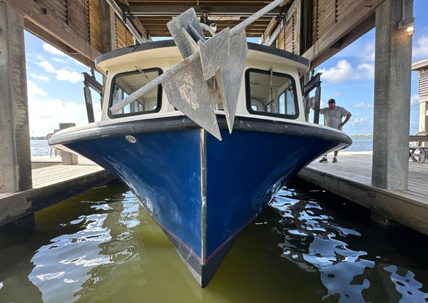 Custom Jefferson Fiberglass - 32 Laffite Skiff image