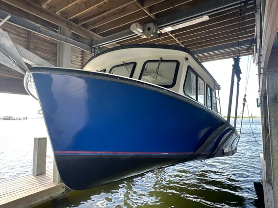 Custom Jefferson Fiberglass - 32 Laffite Skiff image