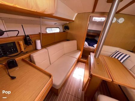 Jeanneau Sun Odyssey 36i Performance image