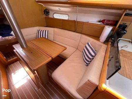 Jeanneau Sun Odyssey 36i Performance image