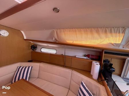 Jeanneau Sun Odyssey 36i Performance image