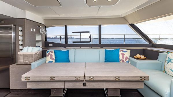 Fountaine Pajot MY.6 image