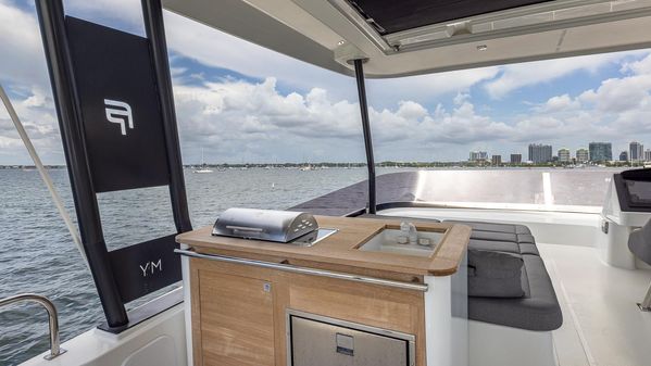 Fountaine Pajot MY.6 image