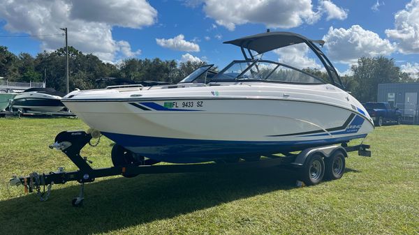 Yamaha Boats AR240