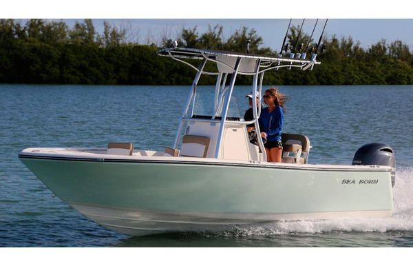 2024 Sea Born LX21 Center Console