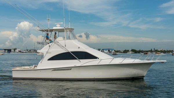 Ocean Yachts Convertible 