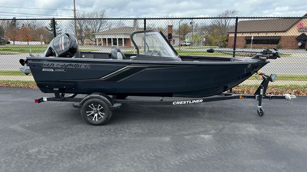 Crestliner 1650 hawk WT 