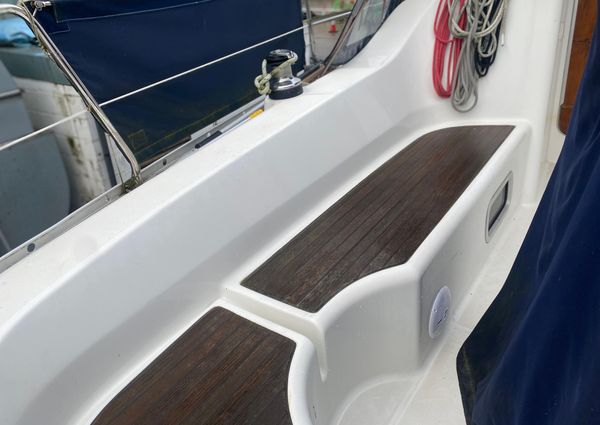 Beneteau OCEANIS-CLIPPER-323 image