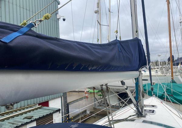 Beneteau OCEANIS-CLIPPER-323 image