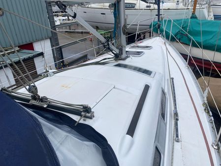 Beneteau OCEANIS-CLIPPER-323 image