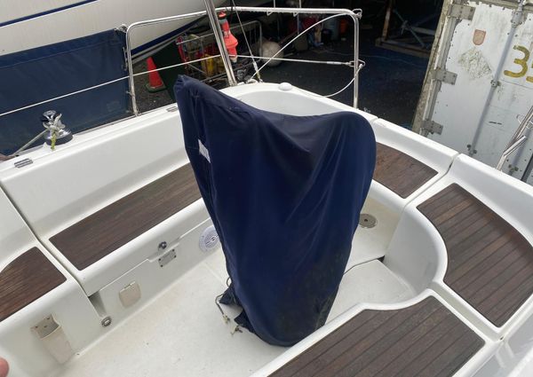 Beneteau OCEANIS-CLIPPER-323 image